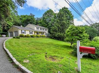 21 Lake Dr, Somers, NY 10589
