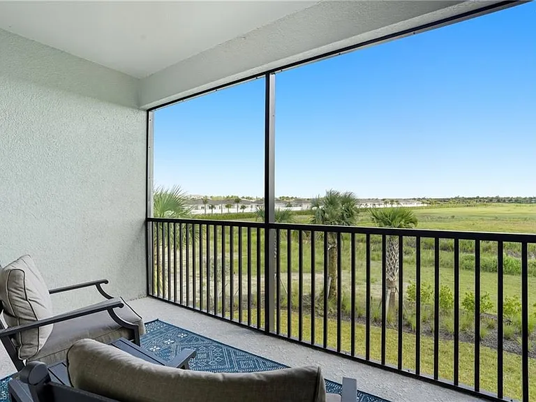 11861 Venetian Lagoon Dr — Photo 32
