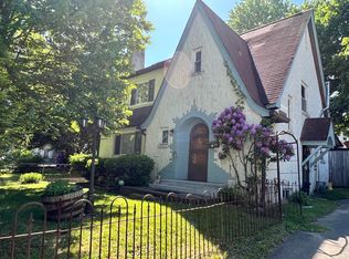 148 Church St, Oak Hill, WV 25901