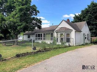 28646 Sheeks Blvd N, Flat Rock, MI 48134