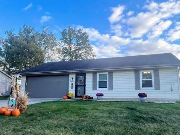 1319 Ashville Dr, Huntertown, IN 46748