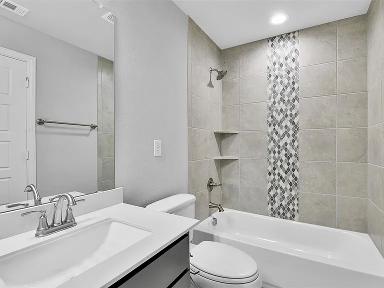 5406 Winged Foot Dr — Photo 21