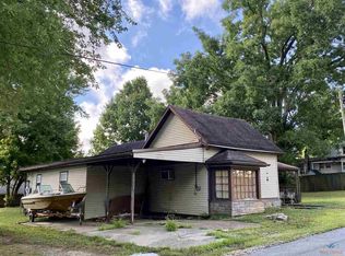 612 Seminary St, Warsaw, MO 65355