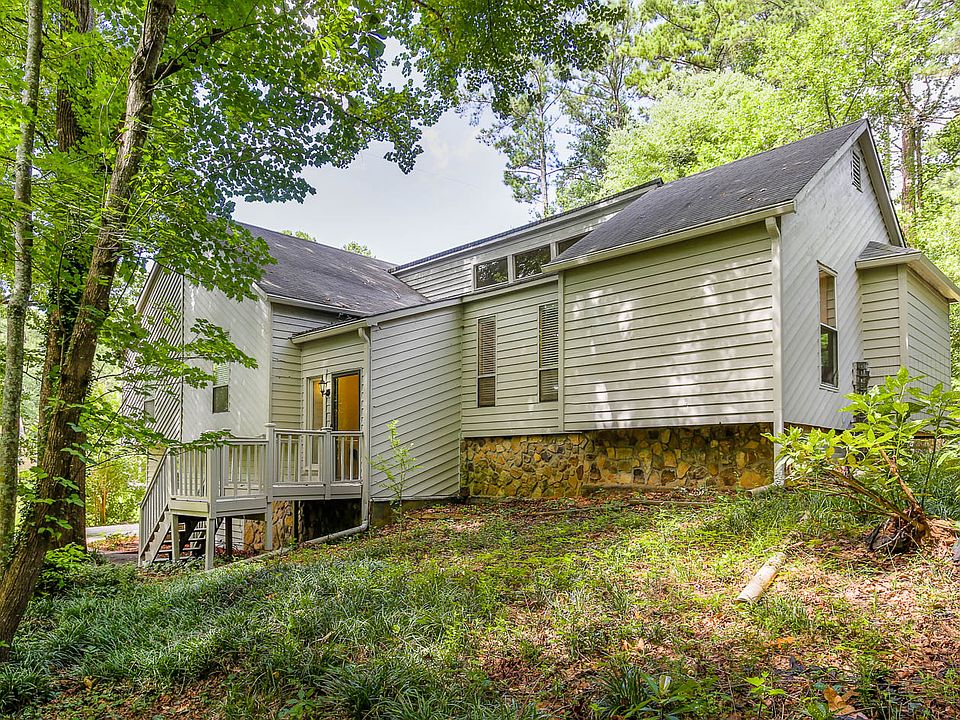 1st image of 4009 Tall Pine Dr