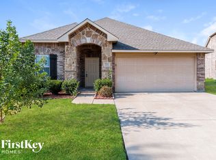 5841 Misty Breeze Dr, Fort Worth, TX 76179