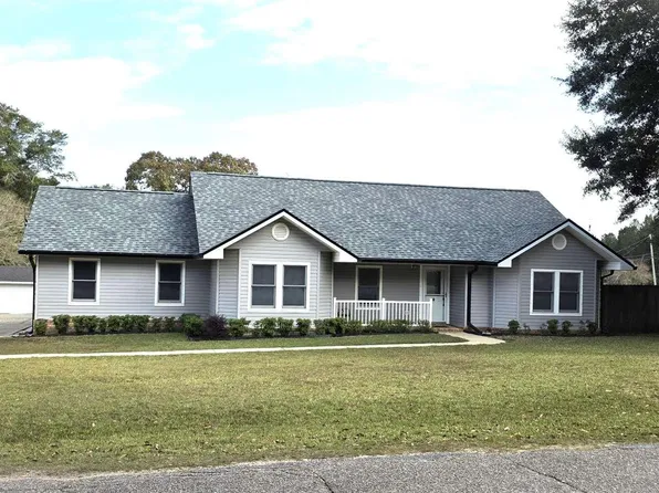 7300 Glidden Ln, Pensacola, FL 32526