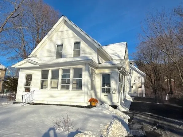 15 Main St, Allenstown, NH 03275