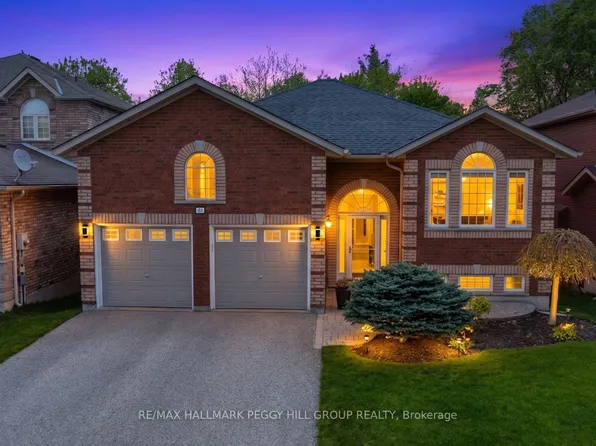 61 Maclaren Ave, Barrie, ON L4N 5T4