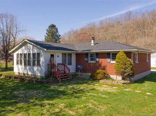 425 W Water St, Borden, IN 47106