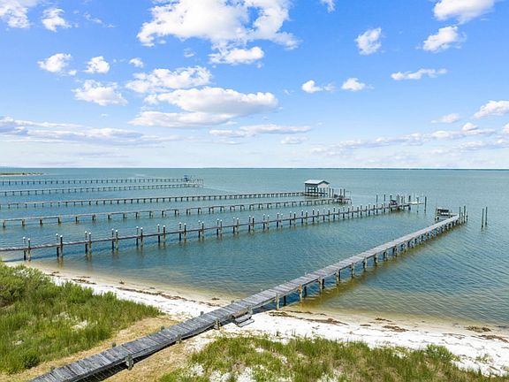 3rd image of 1823 E Gulf Beach Dr