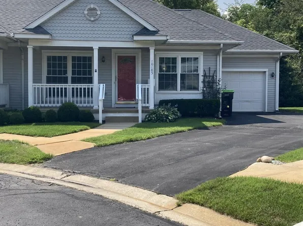 10185 Wind Crest Cir, Hamburg, MI 48139