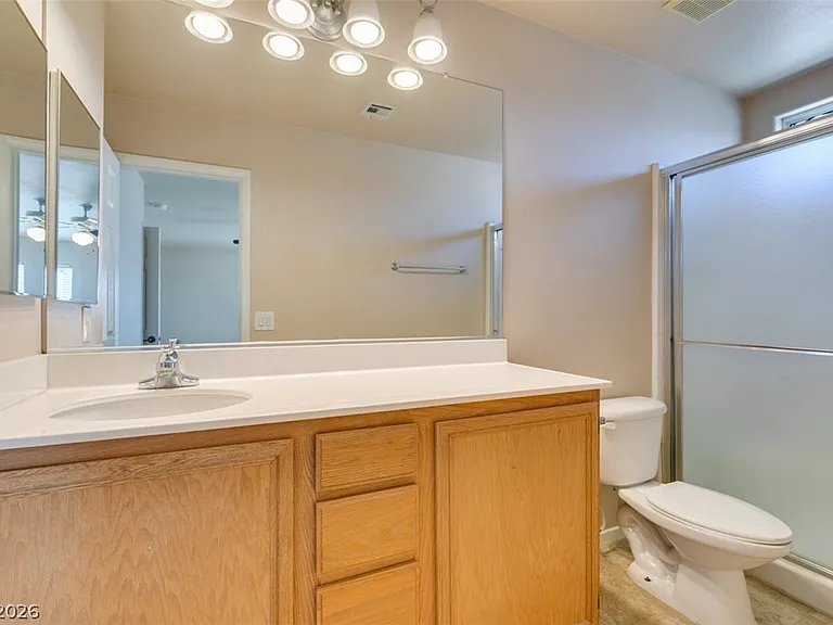 186 Gilliflower Ave #0 — Photo 36