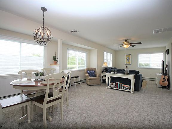 3rd image of 133C Central Ave #3