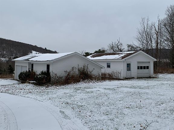 5th image of 130 Sheffield Ln