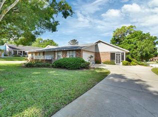 2520 S Glen Eagles Dr, Deland, FL 32724