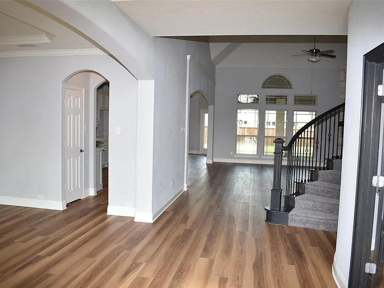2716 La Jolla Blvd — Photo 2
