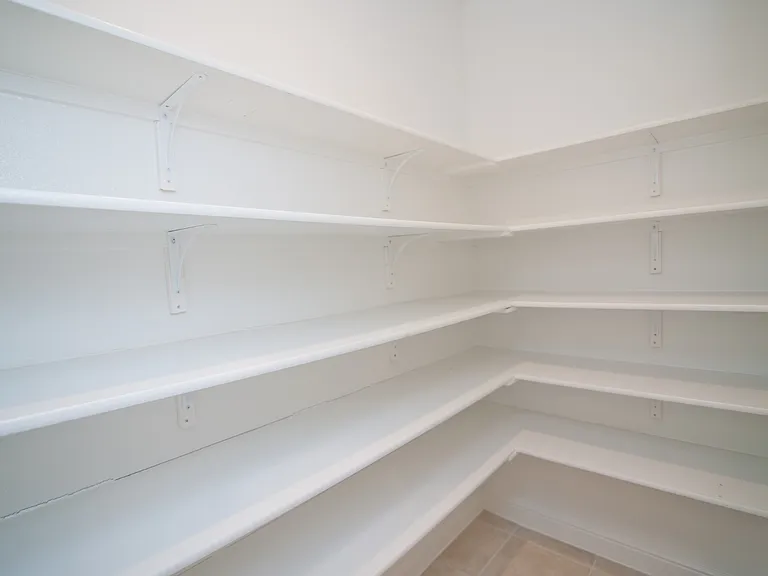 1021 Gillespie Dr — Photo 12