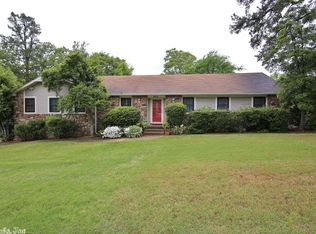 9921 Echo Valley Ct, Little Rock, AR 72227