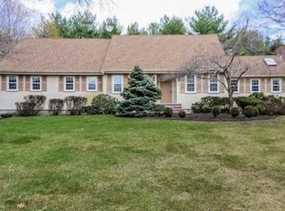 17 Tilden Ln, Hanover, MA 02339