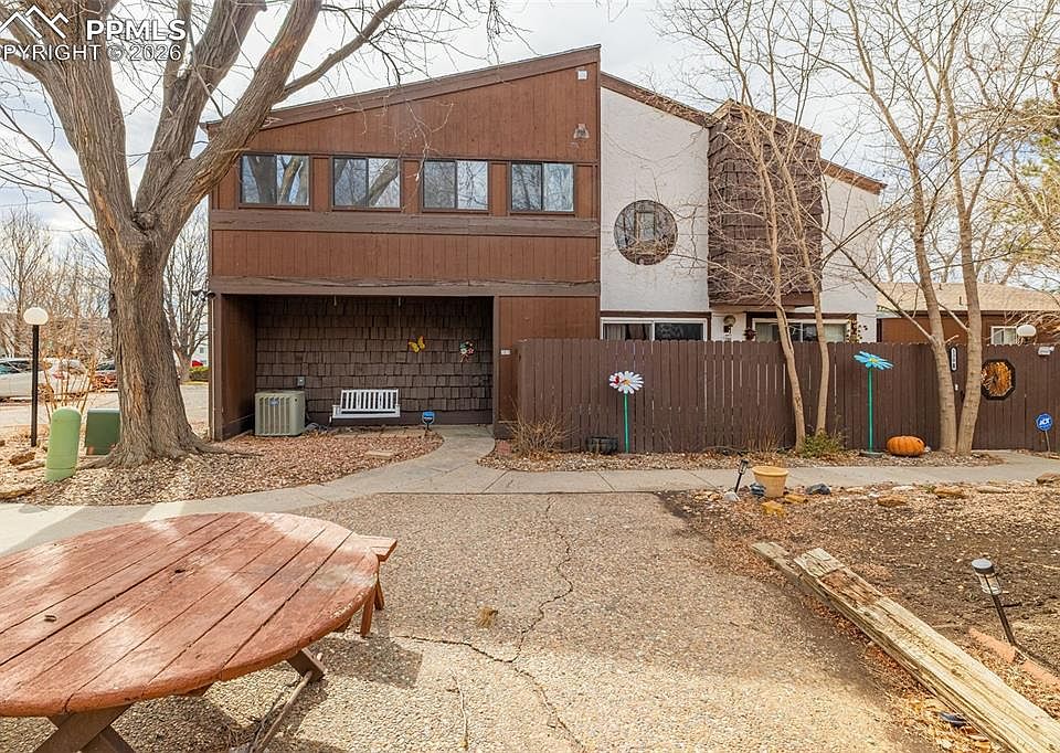 1st image of 130 Scotland Rd