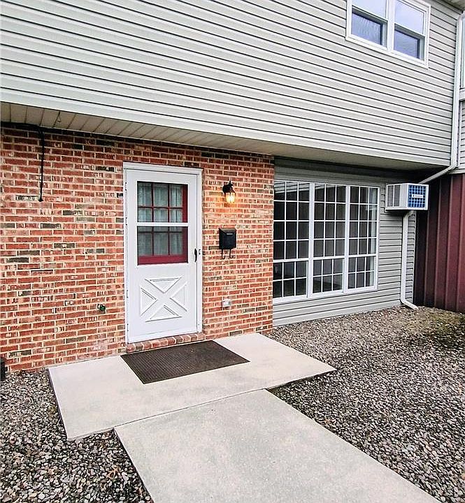 1st image of 88 Stonewood Pl