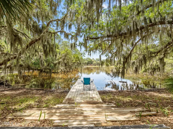 748 Eddings Point Rd, Saint Helena Island, SC 29920