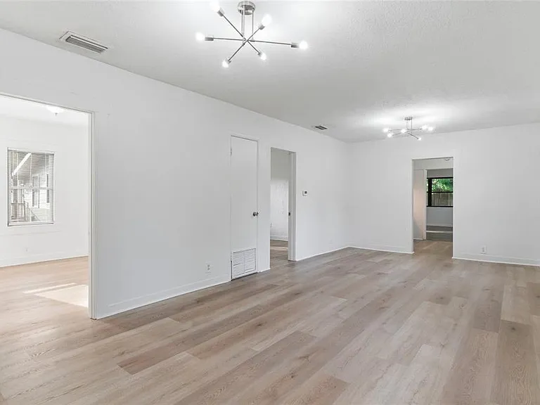 2206 Page Ave — Photo 18