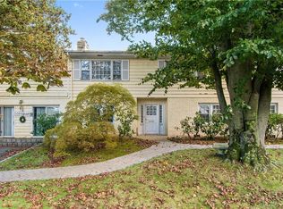 32 Harney Rd, Scarsdale, NY 10583