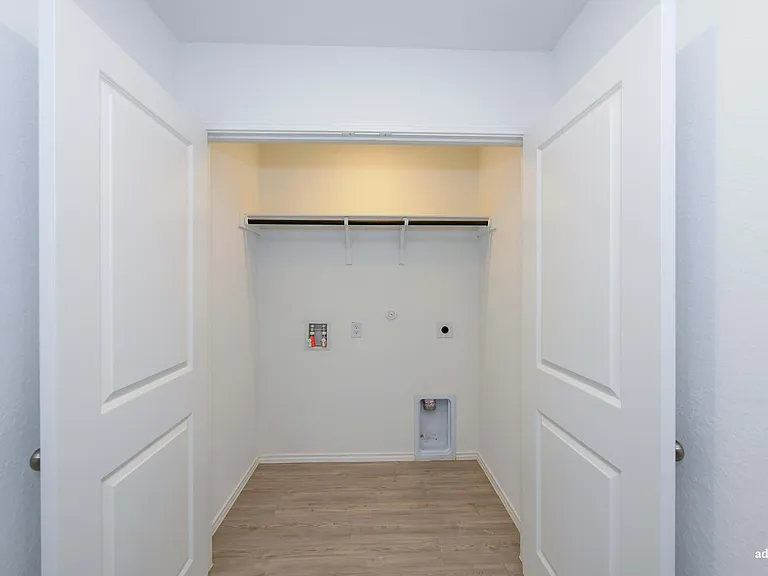 1074 Finesse Ln — Photo 15