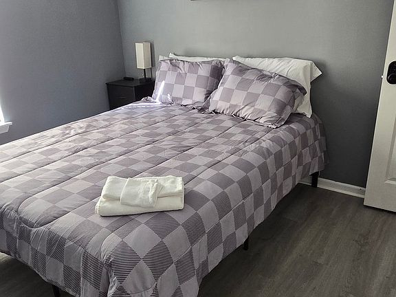 2nd image of 6840 Honey Hurst Ln #2