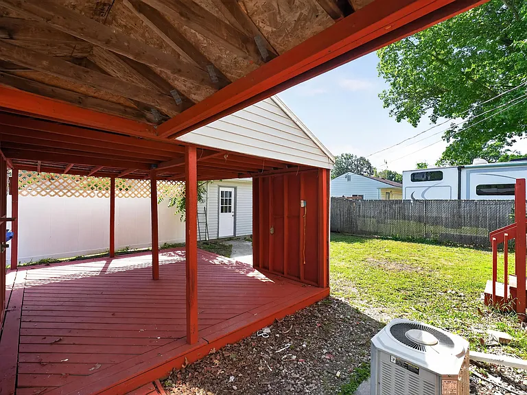 4401 Hipp St — Photo 9