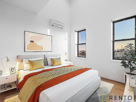 3rd image of 105 Vanderveer St #201A