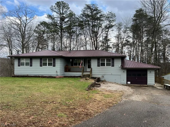 6950 Walker Rd, Walker, WV 26180