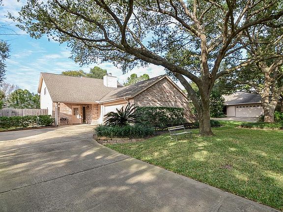 2nd image of 14418 Sugar Mill Cir