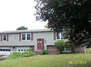 985 Pleasant St, Athol, MA 01331