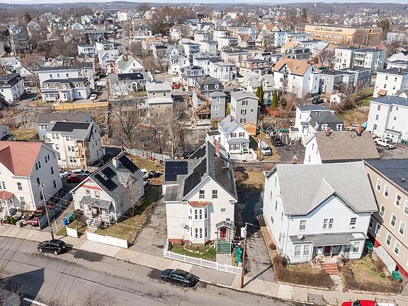 5th image of 51 High Rock St