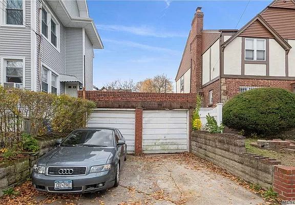 2nd image of 85-66 151st St