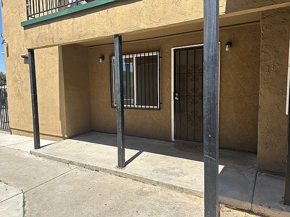 2nd image of 5378 Imperial Ave #1