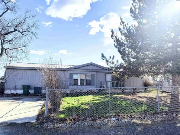 211205 E Bryson Brown Rd, Kennewick, WA 99337