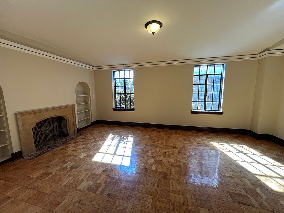 1st image of 111 S 49th Ave APT 303