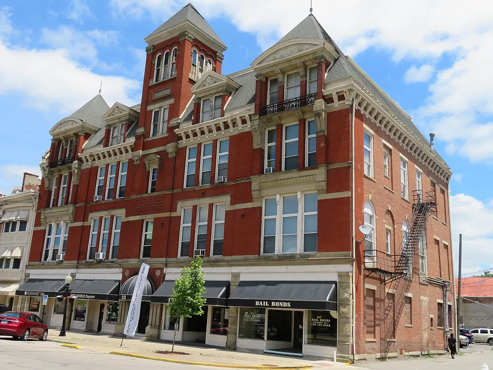 33 N Paint St #314