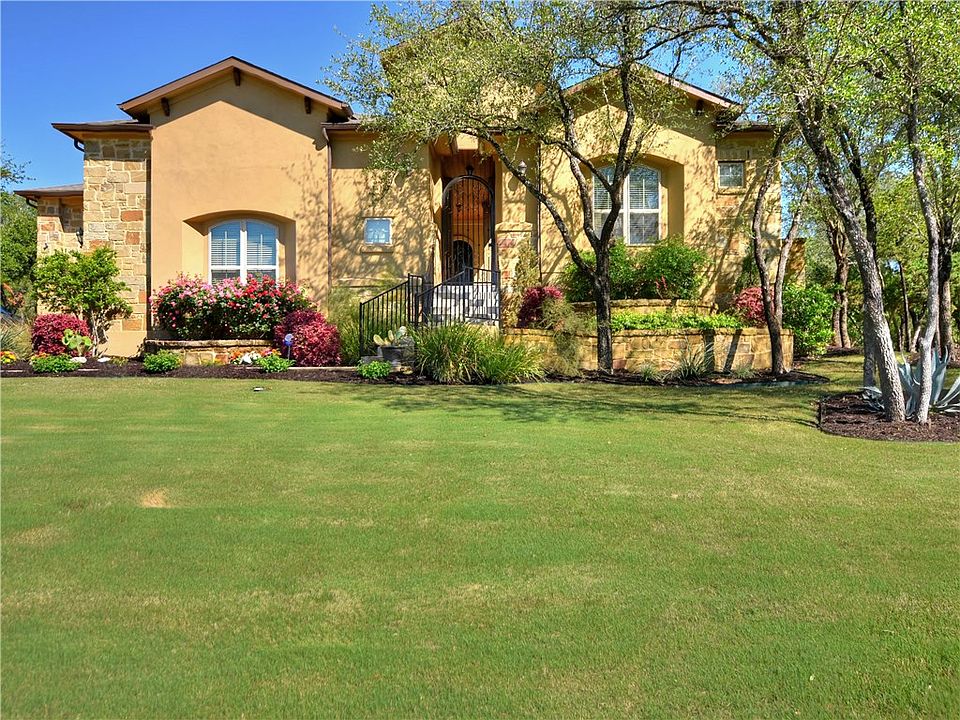 1st image of 221 Chadwick Dr