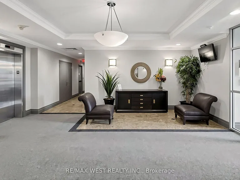 2772 Keele St #505 — Photo 4