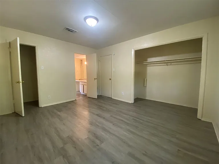 208 Kelly Dr #7 — Photo 6