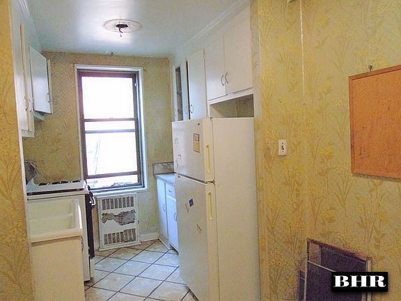 3rd image of 2171 Bragg St APT 3H
