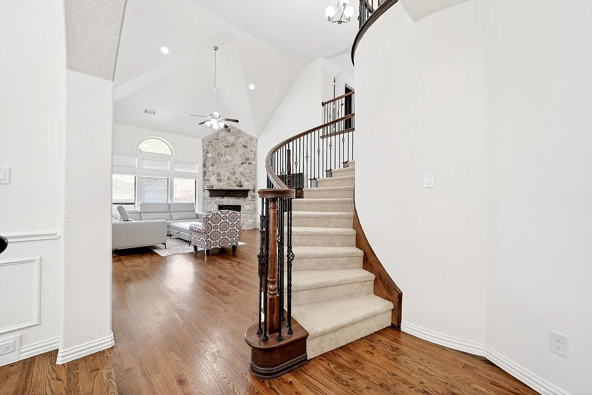 Building Photo - 12305 Belmeade Dr