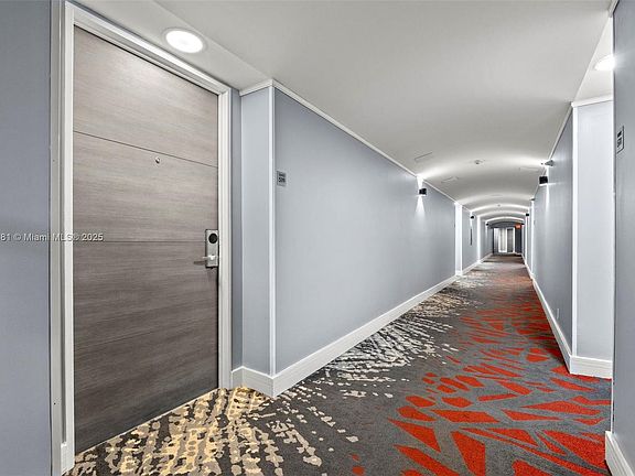 4th image of 2670 E Sunrise Blvd #615