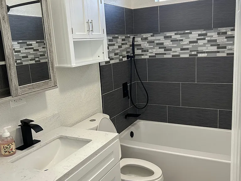 8228 Linden Rd #B — Photo 6