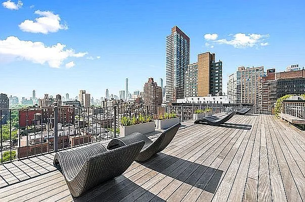 Rented by REAL New York | media 10