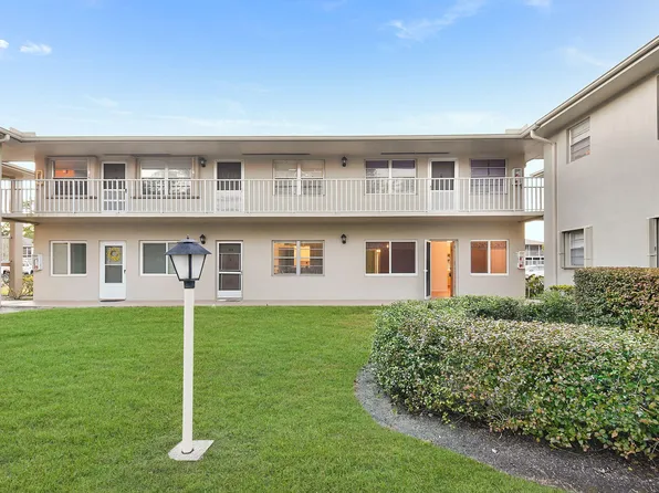 17 Lake Vista Trail #105, Port St Lucie, FL 34952